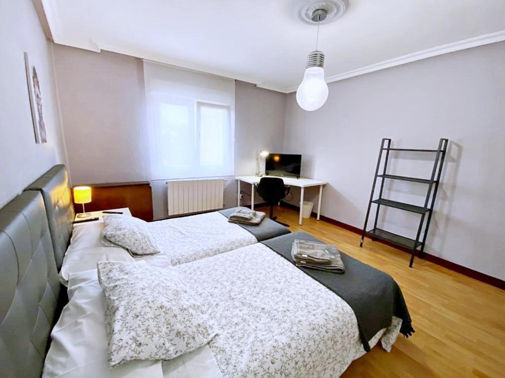 Apartamentos Milan 1 Wifi Y Parking Gratuito Oviedo Eksteriør bilde